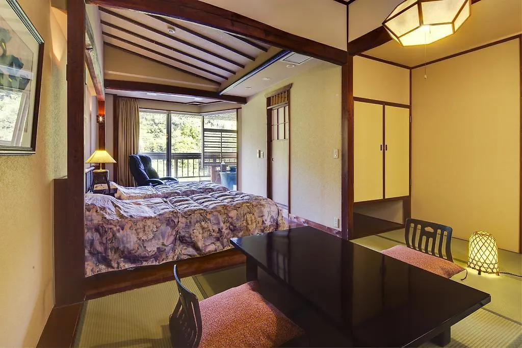 Ryokan Fushioukaku Ikeda  3*, Ikeda (Osaka)