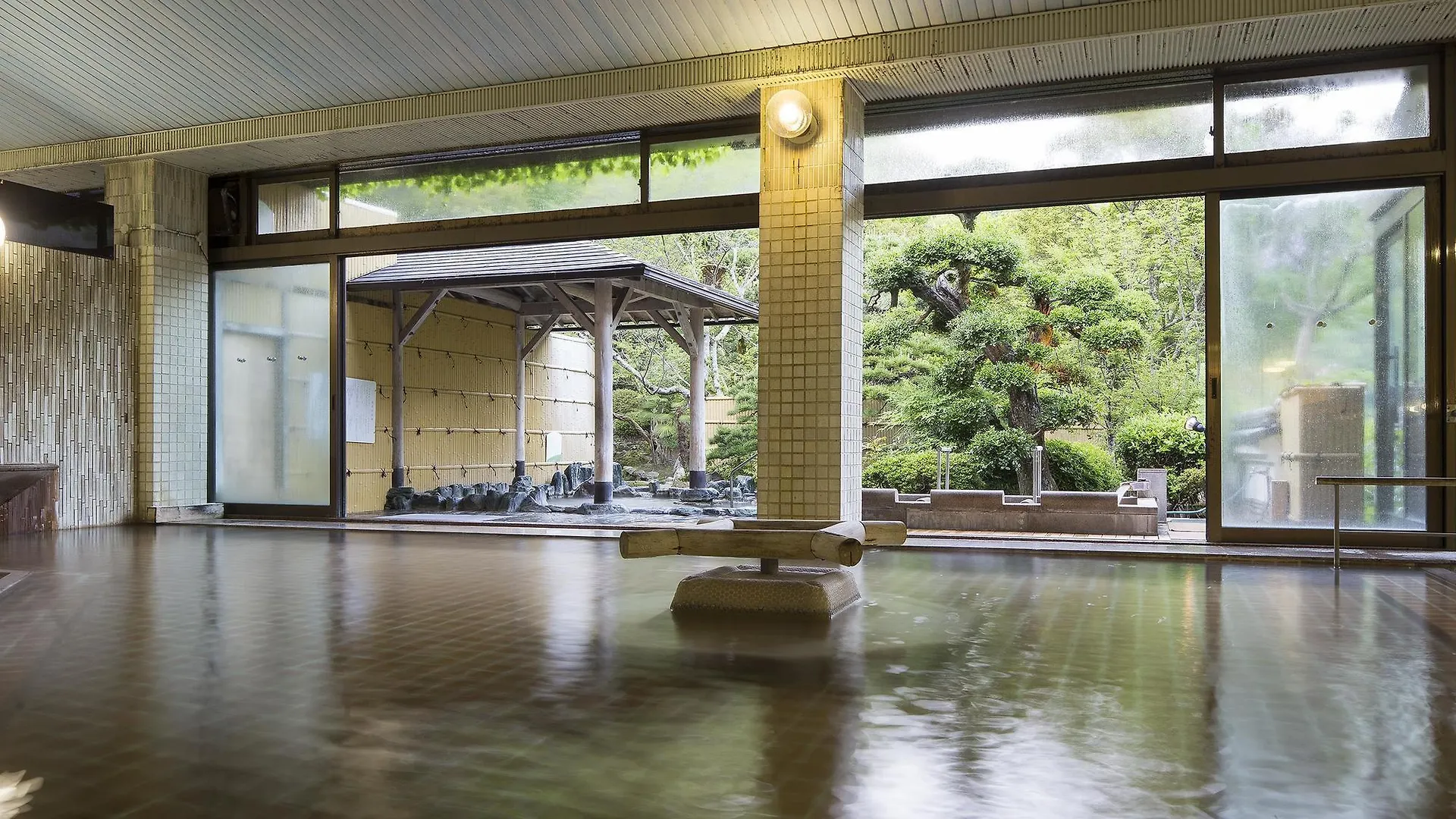 Ryokan Fushioukaku Ikeda  3*, Ikeda (Osaka)