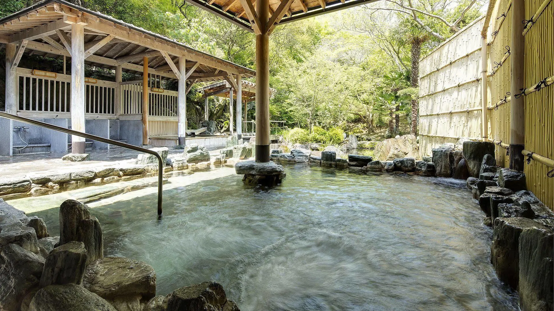 Ryokan Fushioukaku Ikeda   Ikeda (Osaka)